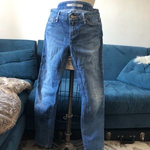Joe’s Jeans medium blue EUC size 29